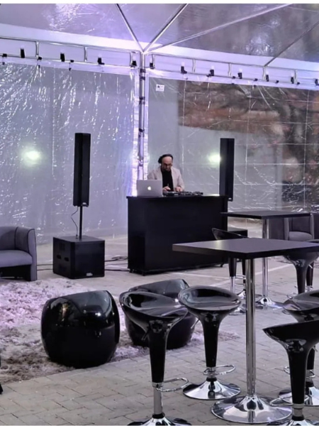 Inauguracao com iluminacao cenica e sonorizacao em Curitiba